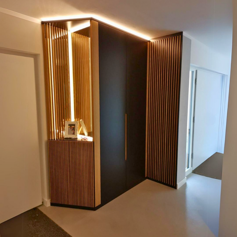 Garderobe nach Mass Umgesetzt